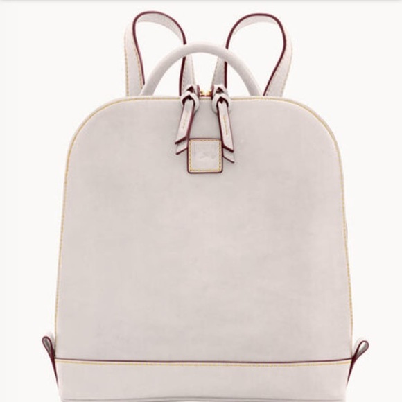 New staffiano backpack by Dooney and Bourke Never worn - Picture 2 of 6